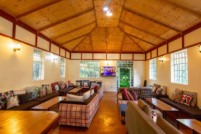 EILEEN TREE INN
